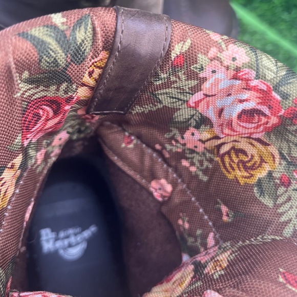 Dr. Martens Triumph Brown Leather Fold-Down Floral Combat Boots Women 8 EU 39 - Picture 12 of 16
